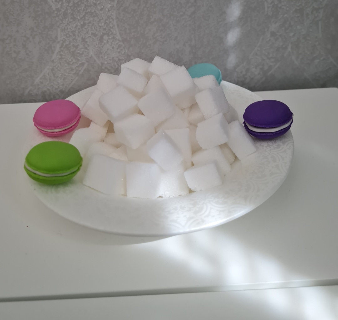 Är macarons ett bakverk eller godis? Obs detta är suddgummi som är formade som macarons.